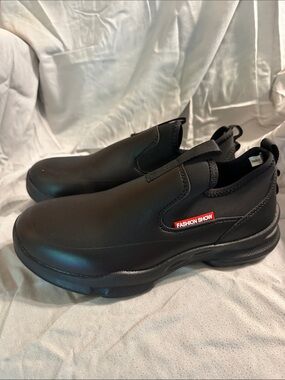 Men’s fashion show chef shoes